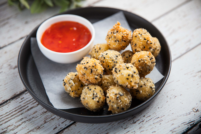 Double Crumbed Fried Bocconcini Balls - That's Amore Cheese